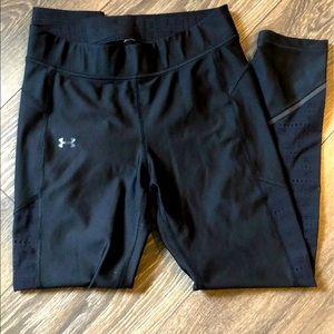 Girls Under Armour cropped leggings